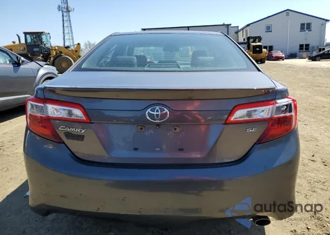 2013 Toyota Camry L z USA, uszkodzony, nr VIN 4T1BF1FK5DU285570